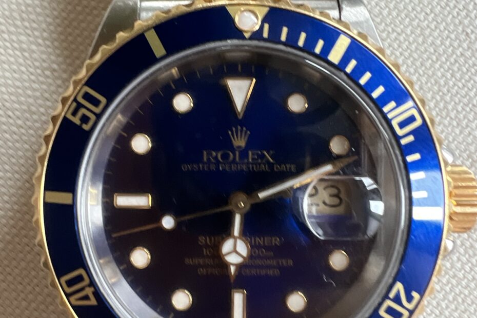 Vintage Rolex Submariner Blue Dial 16613 from circa 2000-2001