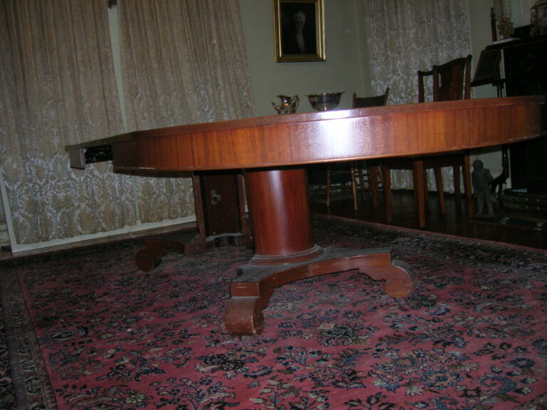 An American Mahogany Six-leaved Double Pedestal Base Dining Table